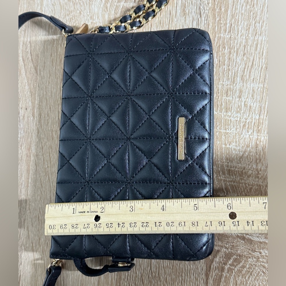 Vince Camuto Doyle Black Leather Quilted Small Crossbody Bag Wristlet Purse - Picture 10 of 11